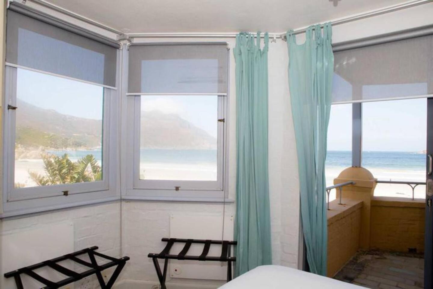 On The Beach Hout Bay Exterior photo