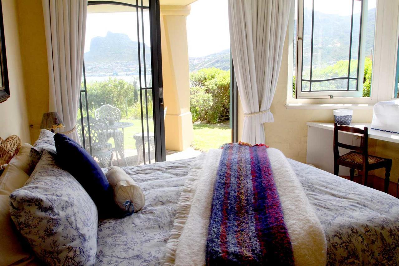On The Beach Hout Bay Exterior photo